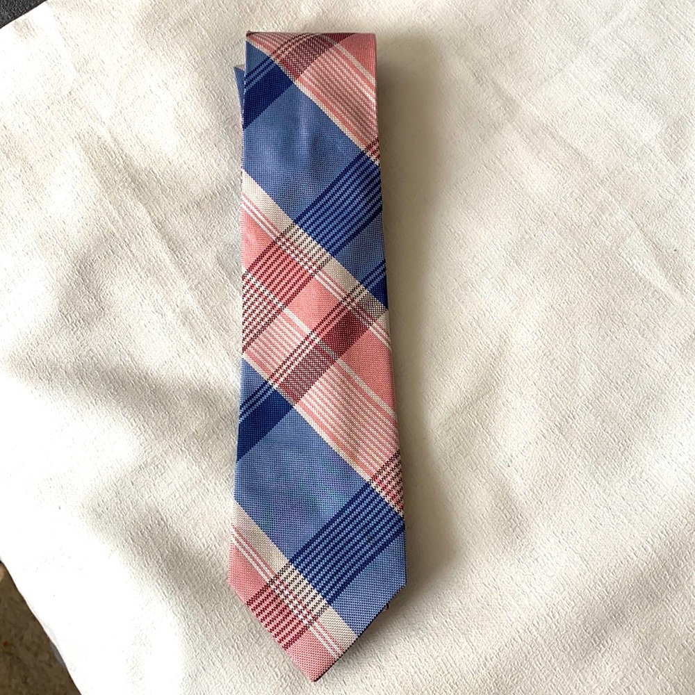 Ryan Seacrest Distinction Men’s Tie